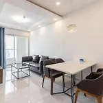 Luxury Apt 2Bd 2Ba Terra Royal
